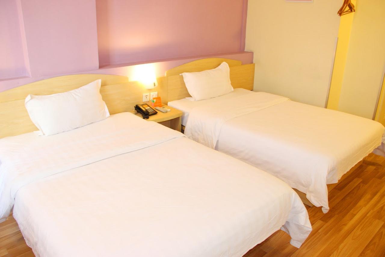 7Days Inn Huludao Xingcheng Hot Spring Street Exterior photo